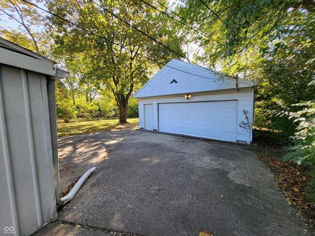 Building Photo - 4113 Diller Dr