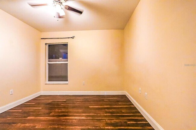 Building Photo - 3837 Lockridge Dr
