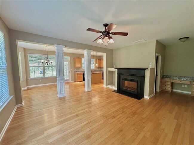Building Photo - 2552 Pierce Brennen Ct NE