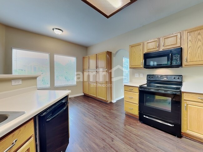 Building Photo - 10530 Humboldt Peak Way