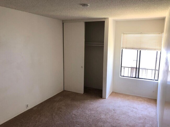 Bedroom 2 - 9659 Easter Way