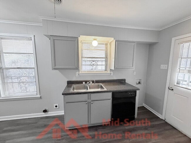 Building Photo - 5119 Horn Lake Rd