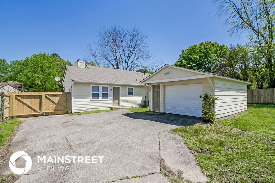 Building Photo - 4359 Crescent Park Dr