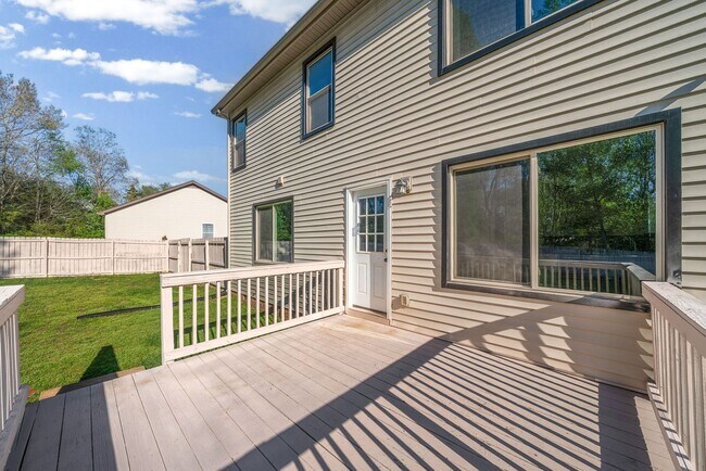 Building Photo - 3469 Bradfield Dr