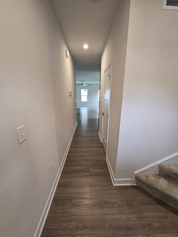 Building Photo - 1609 Whistling Rd