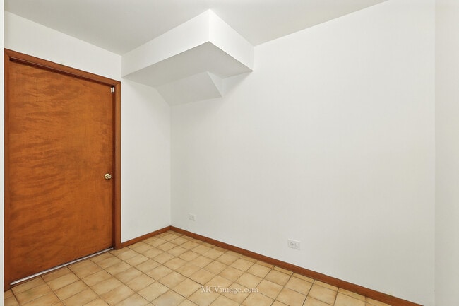 Building Photo - 2101 Babst Ct