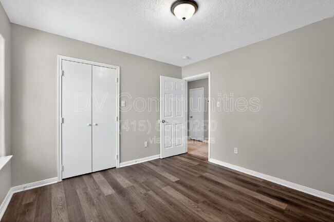 Building Photo - 16350 Many Trees Ln