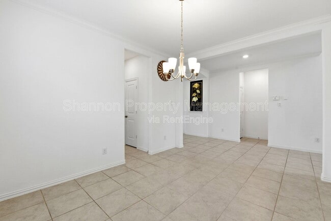 Building Photo - 1618 Rosedale Dr
