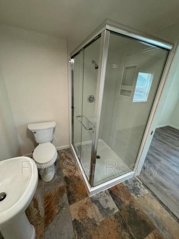 Building Photo - 464.5 Ohio St