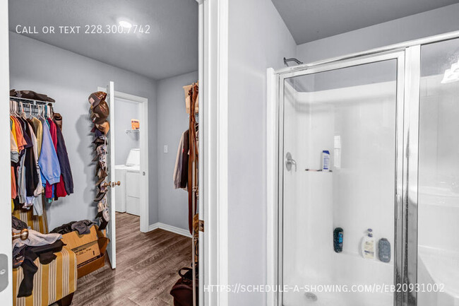 Building Photo - 18231 Mill Cove
