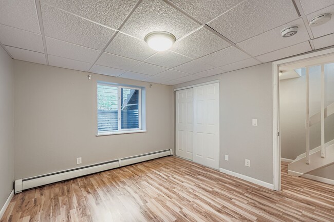 Building Photo - 1608 Secrest St