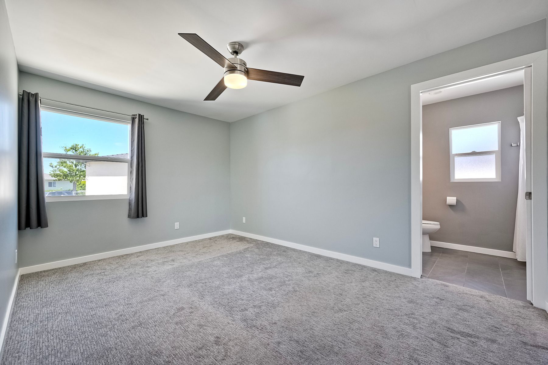 Primary Bedroom - 6258 Pembroke Dr