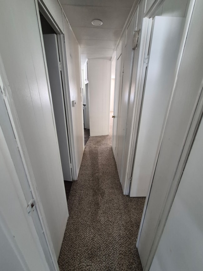 Building Photo - 3601 E Wyoming Ave