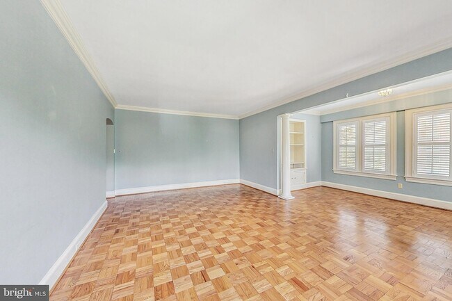 Building Photo - 3900 Cathedral Ave NW