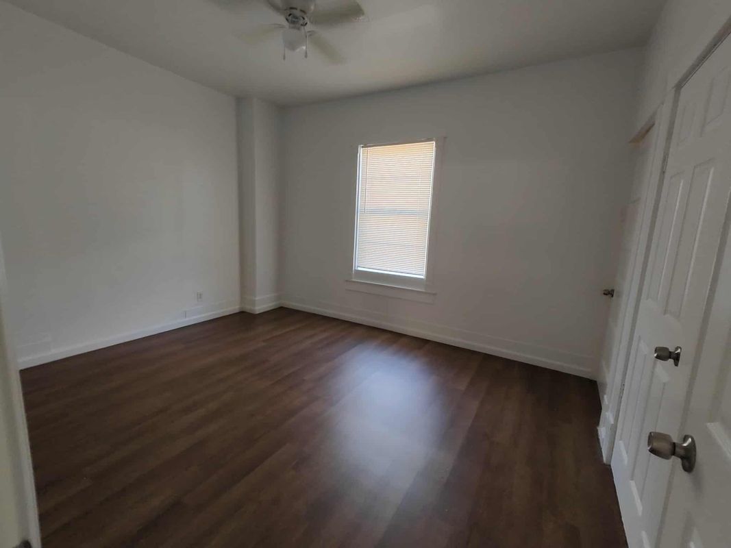 Building Photo - 2605 Birmingham Ave