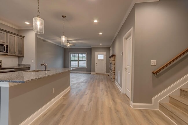 Building Photo - 130 Locust Fork Rd