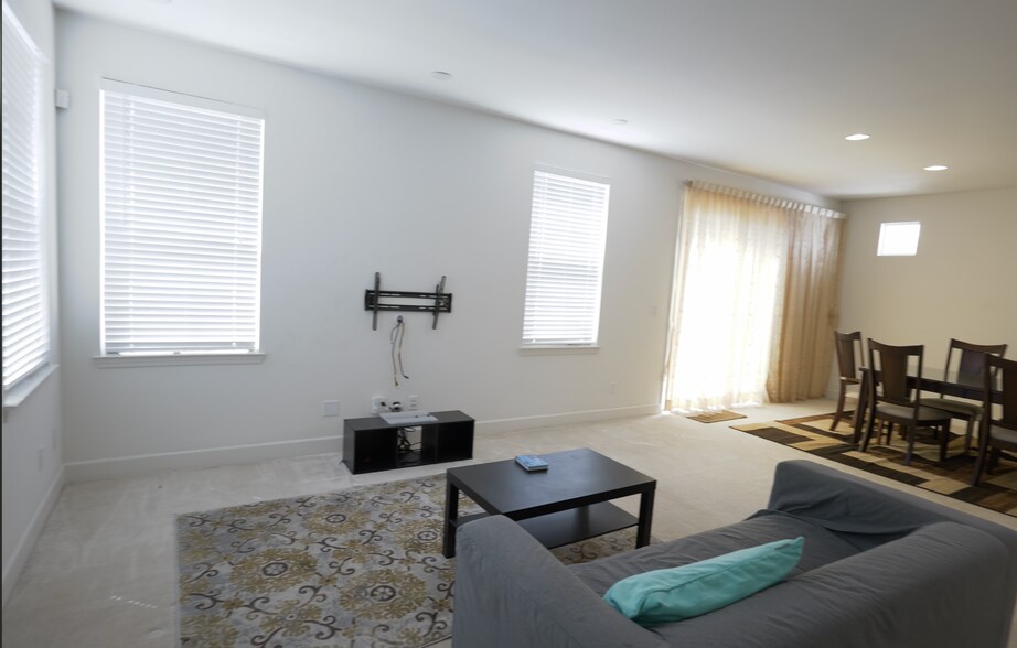 Living room - 2985 Bella Dr