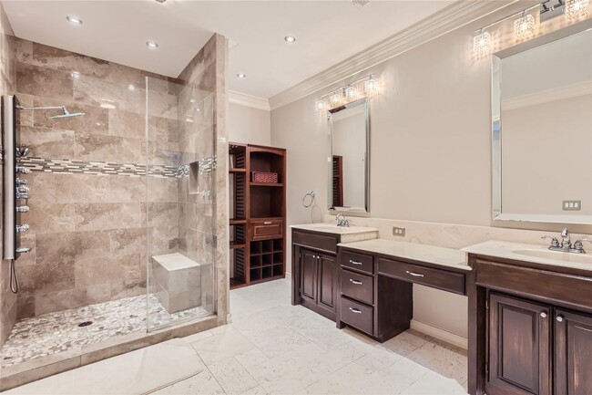 Building Photo - Stunning Home in Guard Gated Community ~ I...