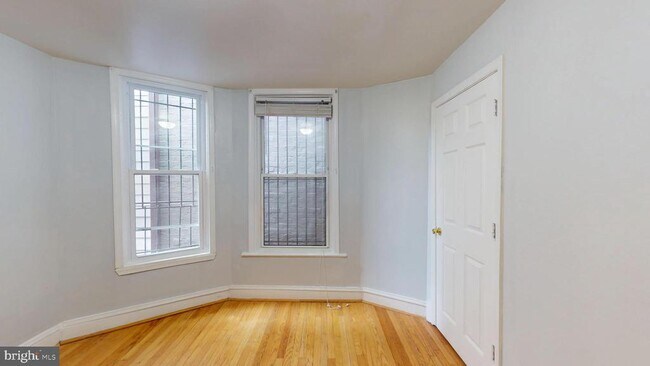Building Photo - 1228 Fairmont St NW