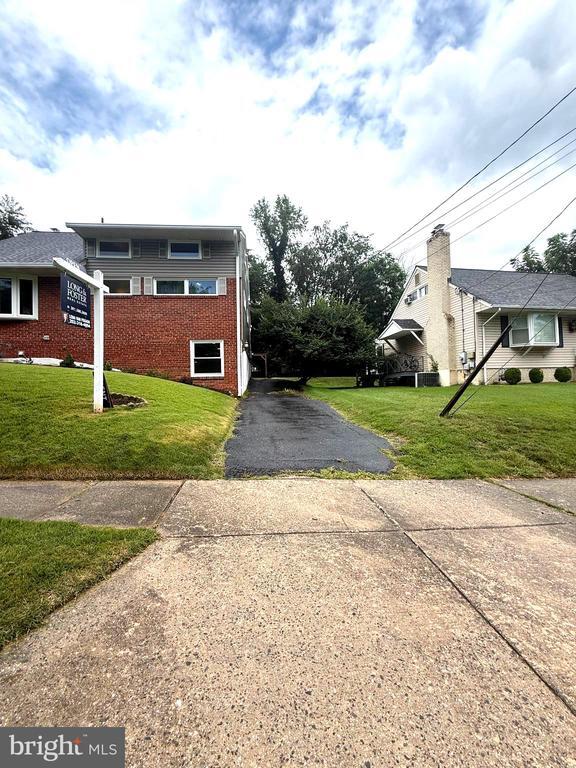 Building Photo - 816 Crothers Ln