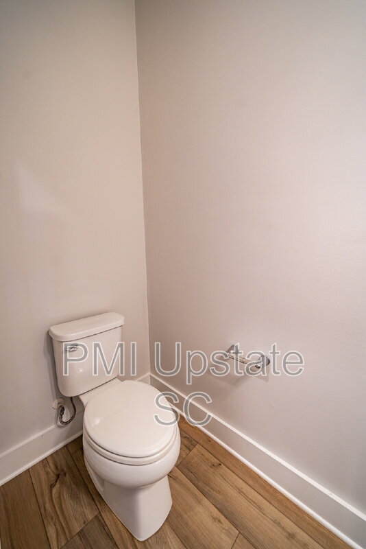 Building Photo - 181 Dalmatian Dr