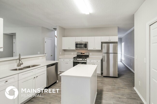 Building Photo - 2031 Great Oaks Ct