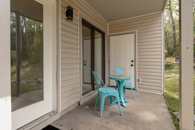 Building Photo - 2907 Woodrich Dr