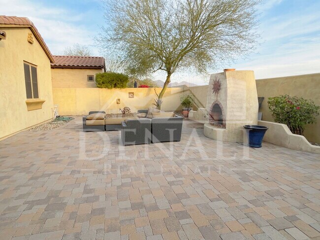 Building Photo - 9443 E Ironwood Bend