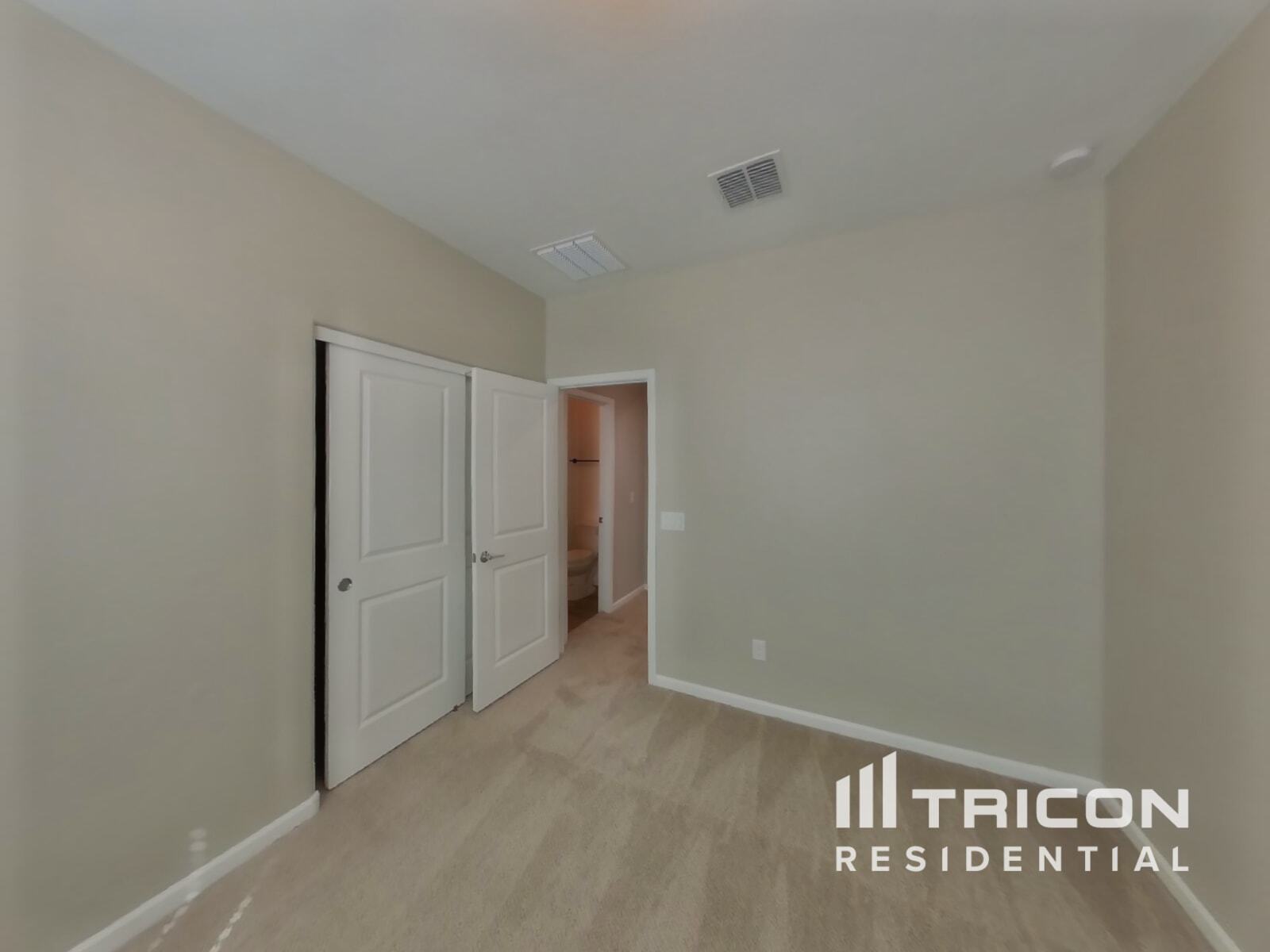 Building Photo - 12337 W Glenn Dr
