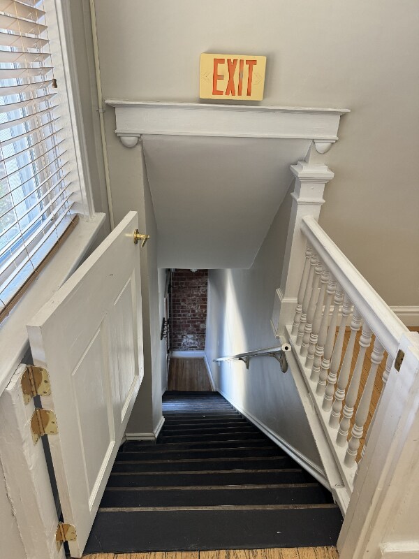 Building Photo - 1828 Marconi Ave