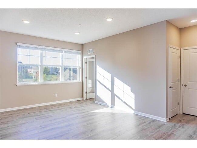 Building Photo - 1619 Windigo Ln