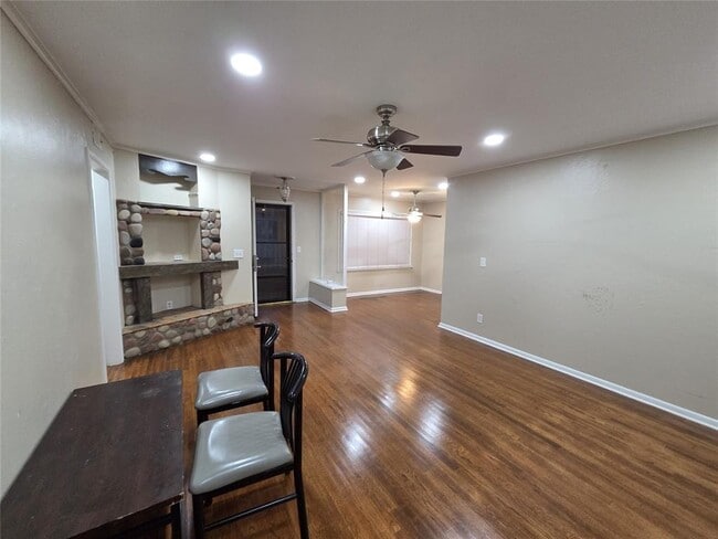 Building Photo - 2333 NW 50th St