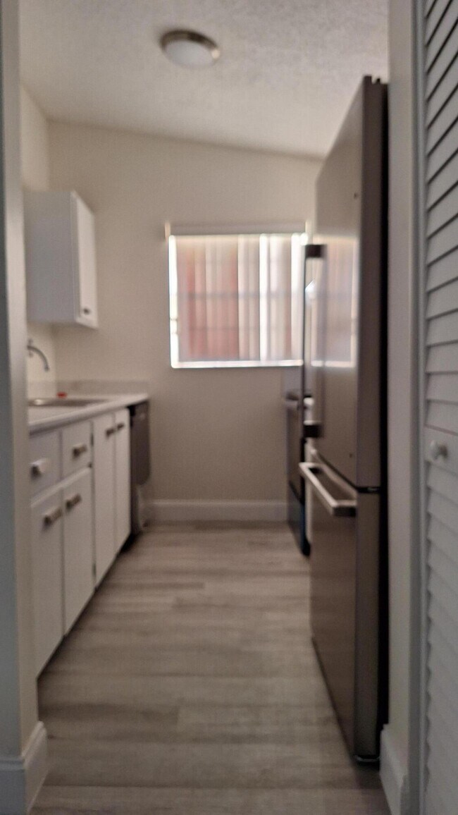 Building Photo - 9430 Boca Cove Cir