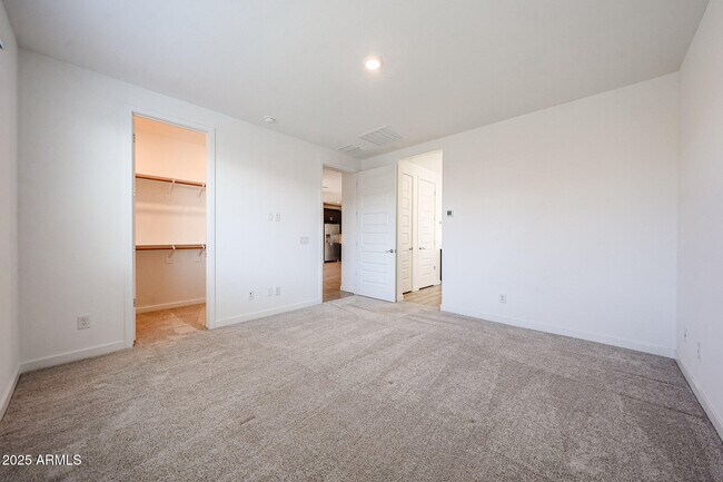 Building Photo - 32522 N 20th Gln