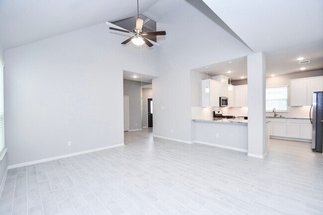 Building Photo - 1417 Sundown Gln Ln
