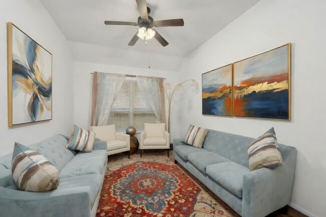 Building Photo - 13711 Contour Ct