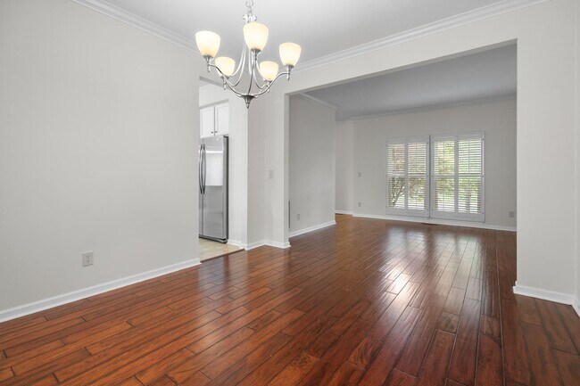 Building Photo - 3258 Nolen Ln