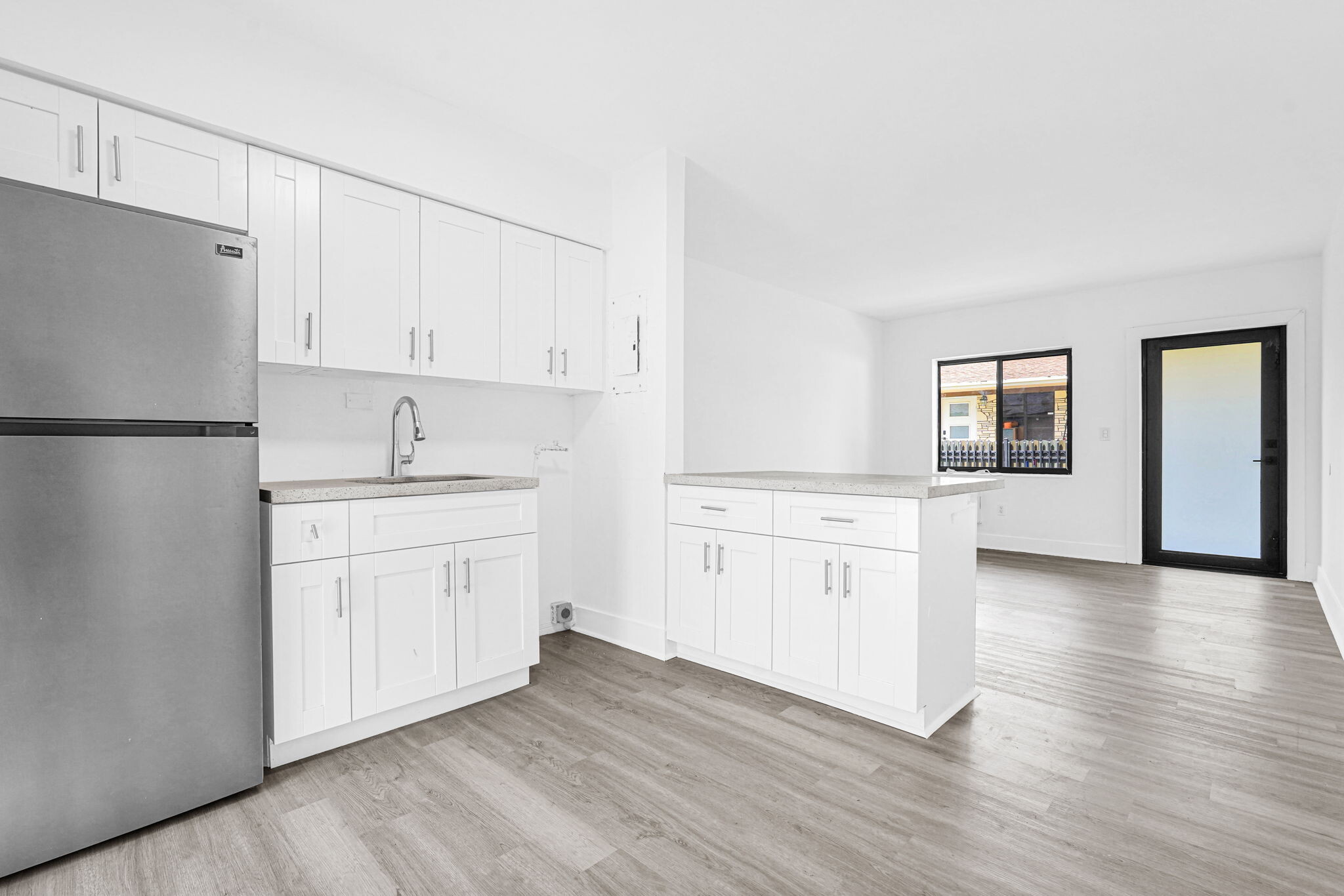 Building Photo - 173 NW 56th St