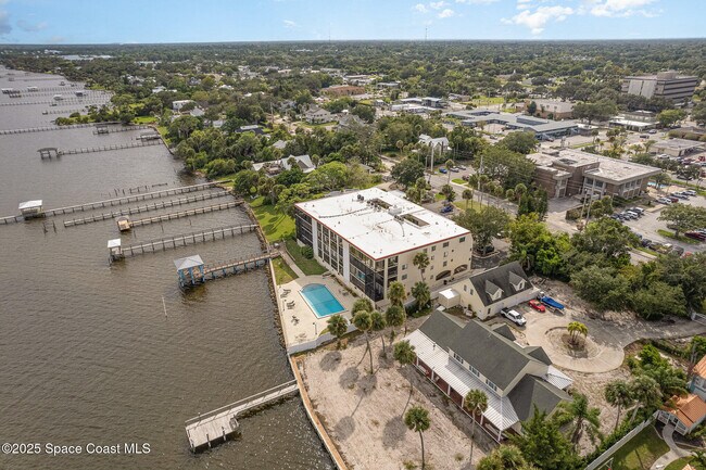 Building Photo - 525 Indian River Ave