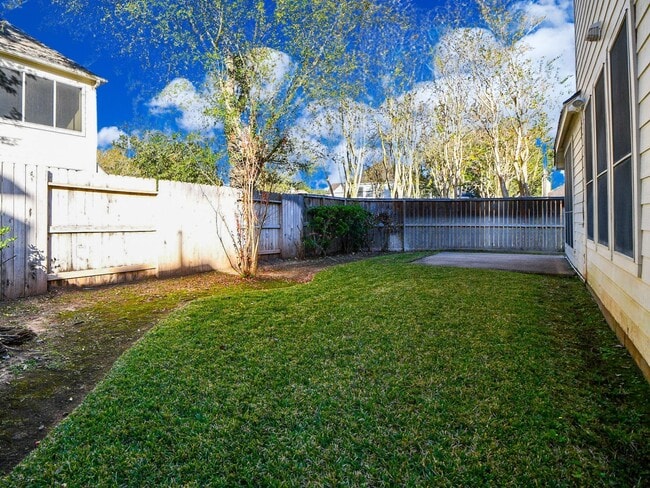 Building Photo - 4202 Creek Hollow Ln