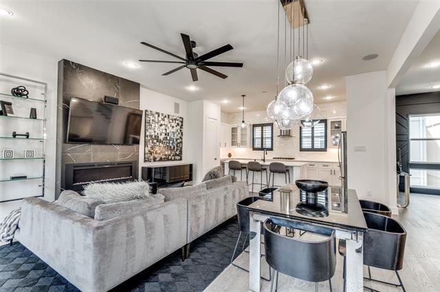 Building Photo - 2537 El Camino Ln