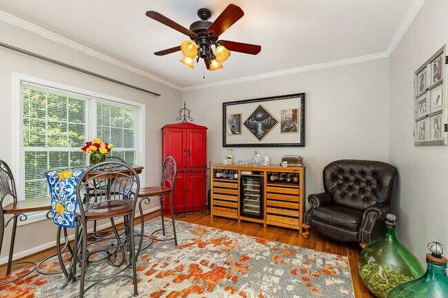 Building Photo - 11814 Gardenia Dr