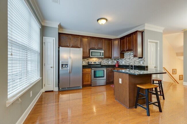 Building Photo - 4713 Brighton Village Dr
