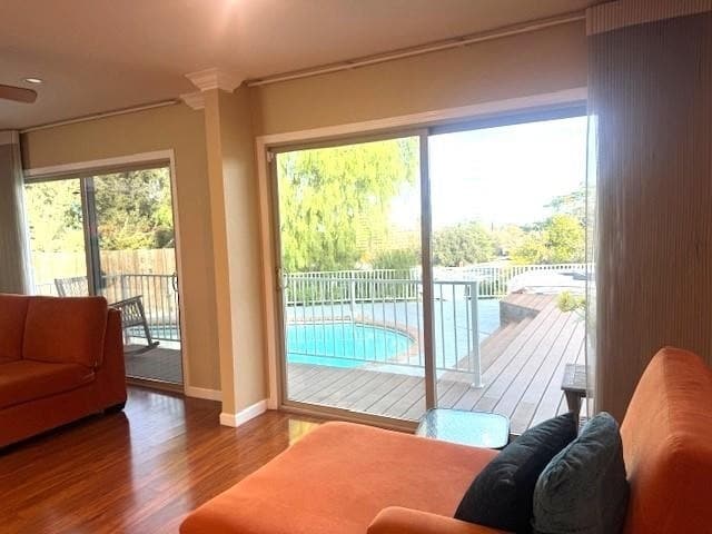 Building Photo - 4223 Ridge Dr