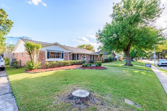 Building Photo - 10715 Wickersham Ln