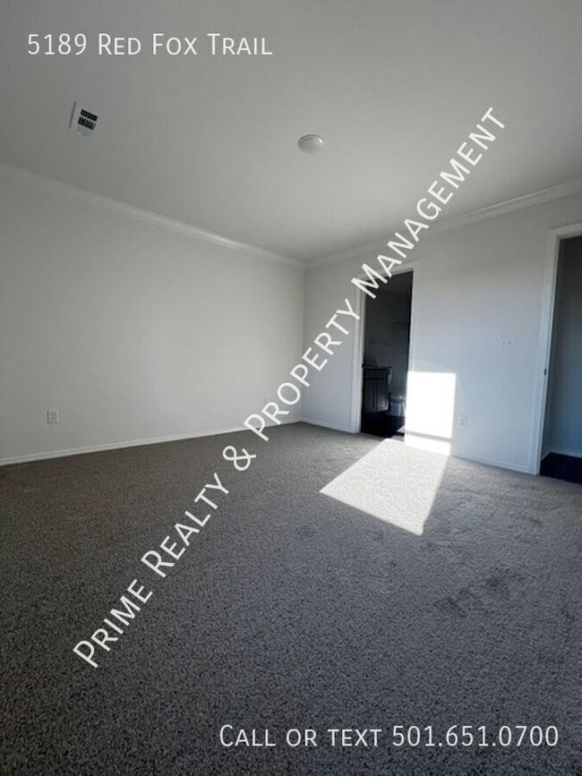 Building Photo - 5189 Red Fox Trl