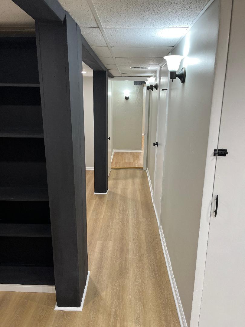 Building Photo - 4523 N Keokuk Ave