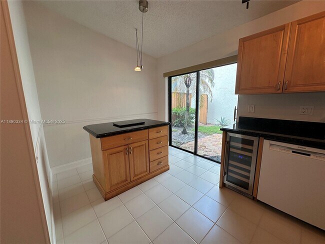 Building Photo - 13174 La Lique Ct