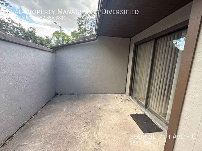 Building Photo - 3009 SE 7th Ave