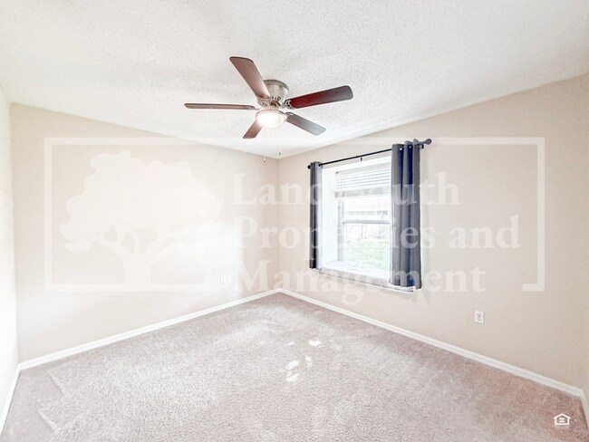 Building Photo - 683 Jessanda Cir